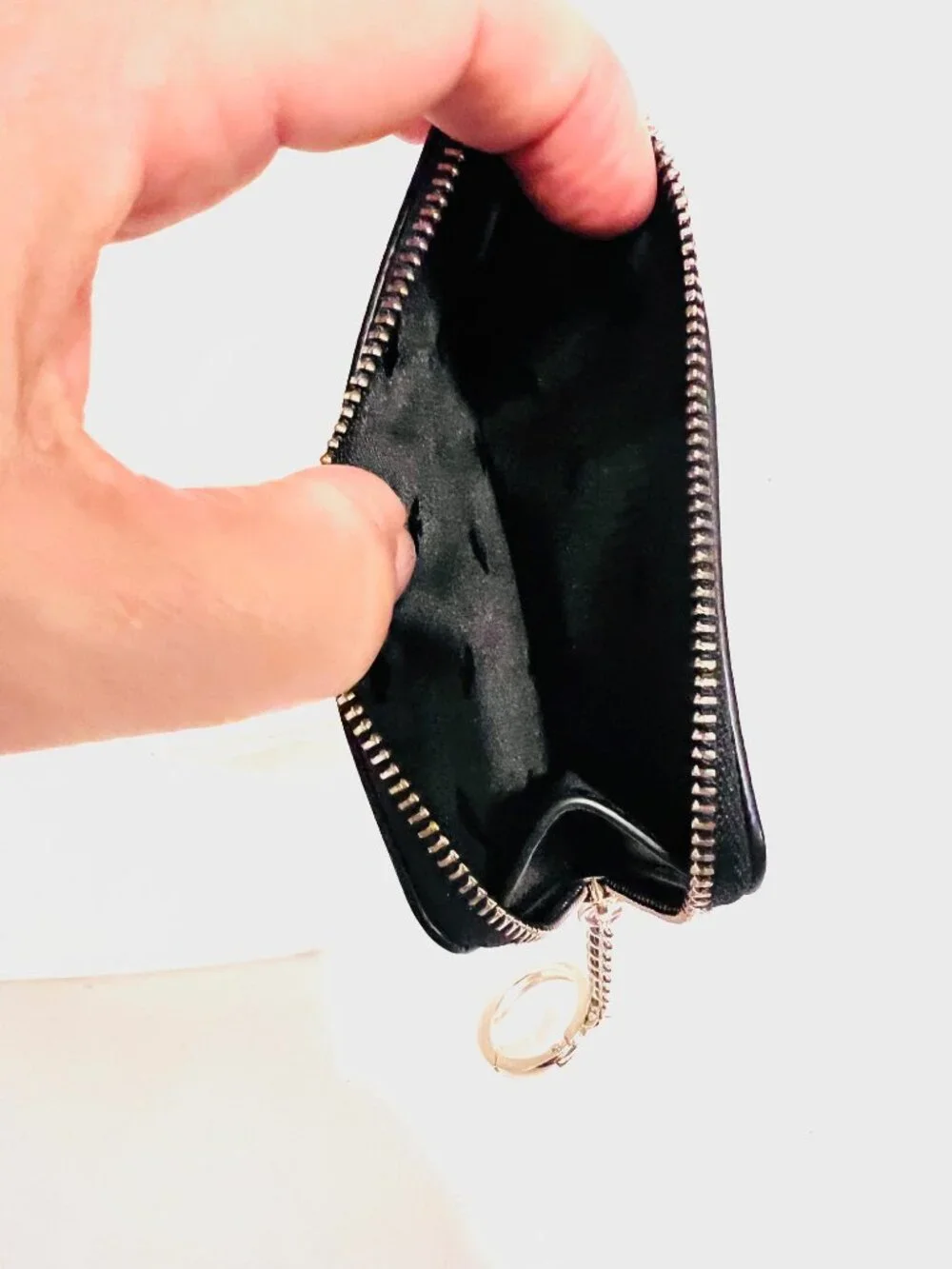 Kate Spade New York-Darcy-L Zip Around NWOT Tan/Black Wallet CC/ID Holder Chain